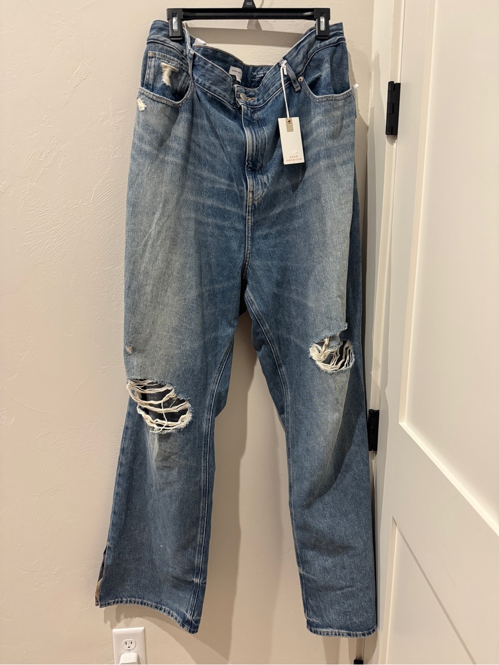 Good American Classic Distressed Blue Women's Jeans